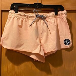 Salt Life Women’s SLX Drifit Good Daze Volley Shorts /Shorts Light Orange NWT